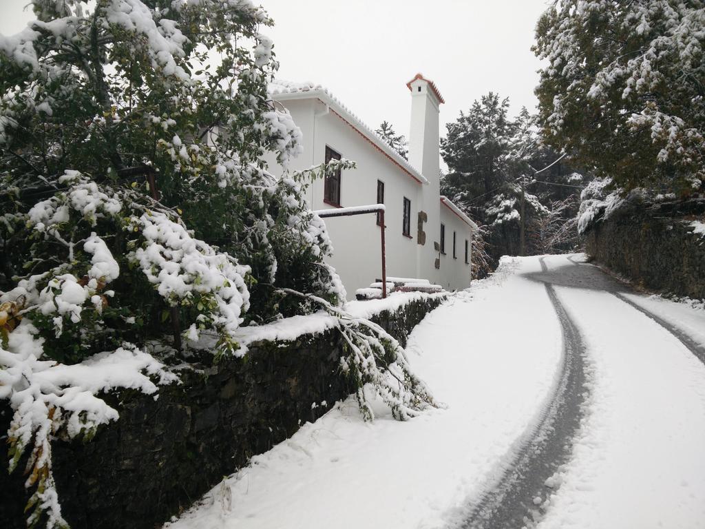 Casa Cerro Da Correia Vendégház Manteigas Kültér fotó